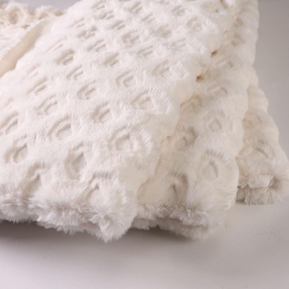 Плотный мех Cozy 100% Polyester (Warp)