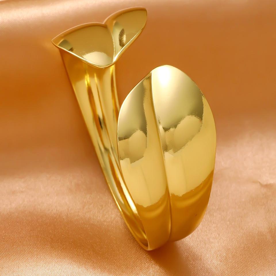 Трендовое женское кольцо с напылением 18K золота