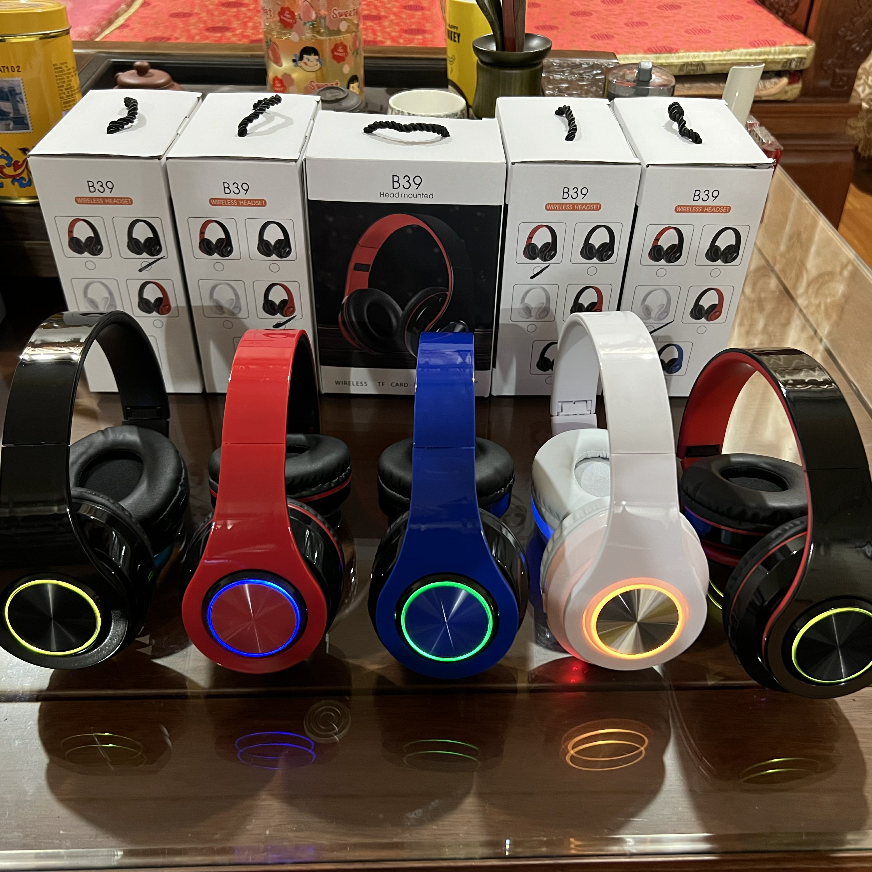 Foldable True Wireless Bluetooth On-Ear Over-Ear Gaming Headphones with RGB Light Logo for Mobile Phone