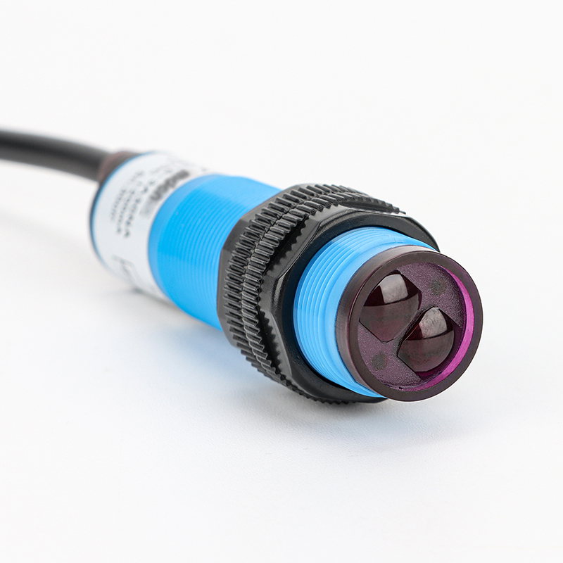 G18-3A10NA Automotive Optical Sensors Combination Reflective Photoelectric and Mirror Infrared Sensor for Human Body Detection