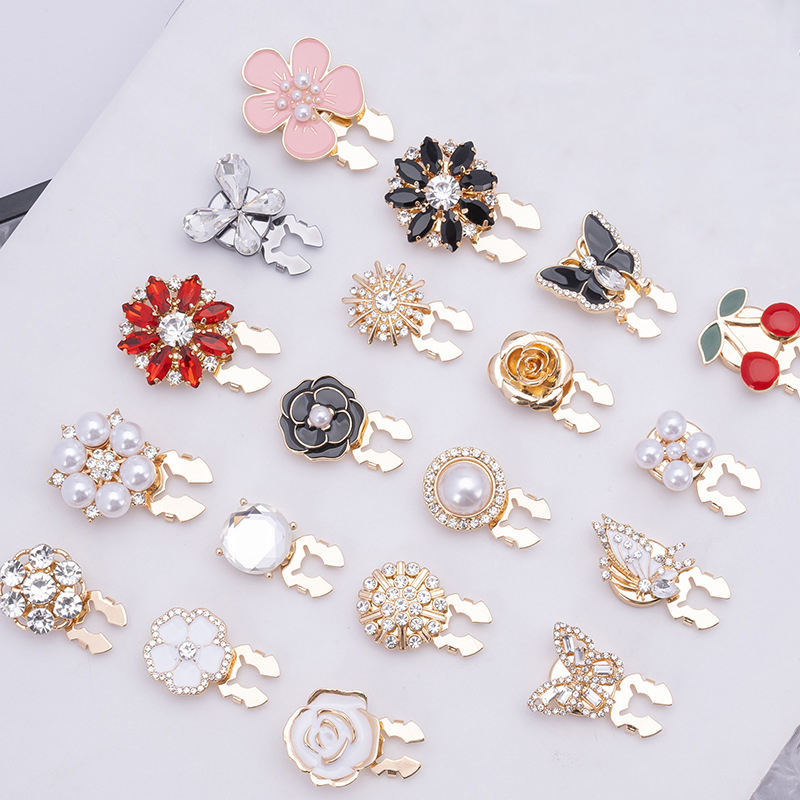 Pearl Rhinestone Decorative Buttons