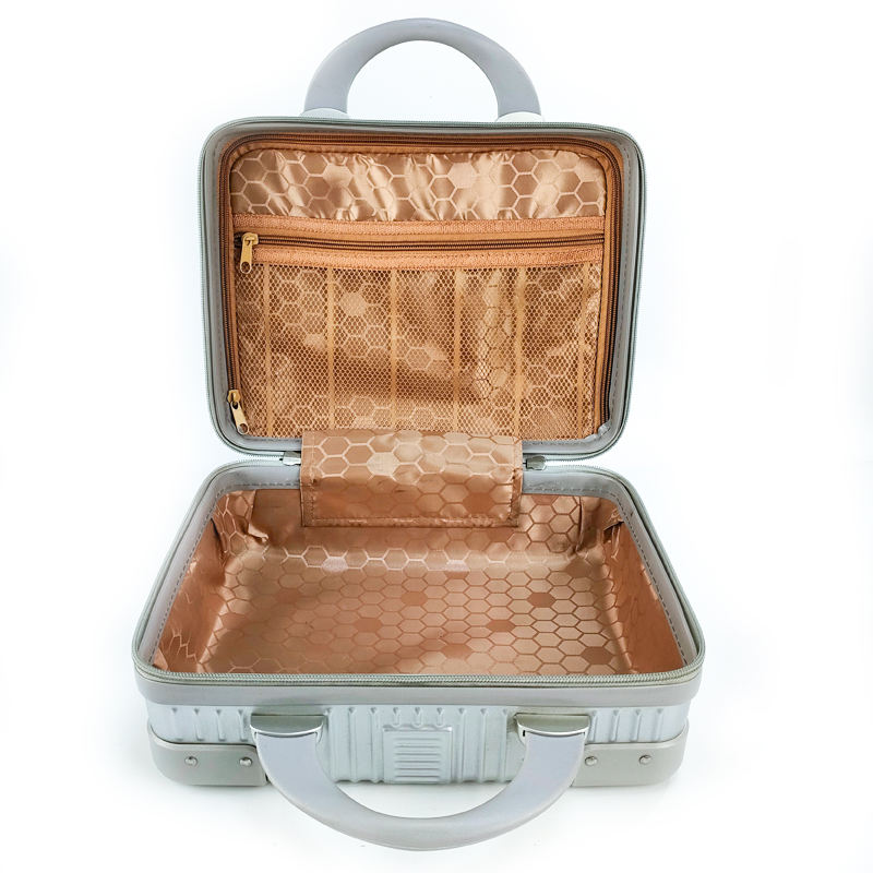 Модный чемодан с усиленной ручкой (Fashion Suitcase)