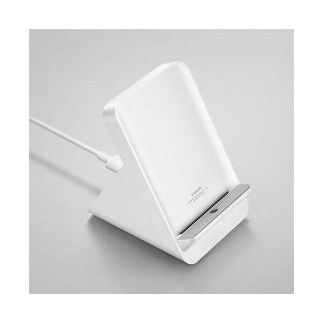 Беспроводное зарядное устройство, Xiaomi, 80W Adaptive Wireless Charging Stand, BHR8304GL/MDY-16-ES, 12V/20V6AMax, 12V/20V10W/80W Max, Бесшумный отвод тепла, Безопасно и надежно, Защита от перенапряжения, Защита от пониженного напряжения, Защита от перегрева, Защита от обратного напряжения, Защита от перегрузки, Защита от аномального импеданса, Защита от шифрования кабеля передачи данных, Защита от перегрузки по току, Защита от статического электричества, МолниезащитаXiaomi 80 Вт Адаптивная подставка для беспроводной зарядки, Защита от электромагнитных полейXiaomi 80 Вт Адаптивная подставка для беспроводной зарядки, Защита от посторонних предметов, Белый