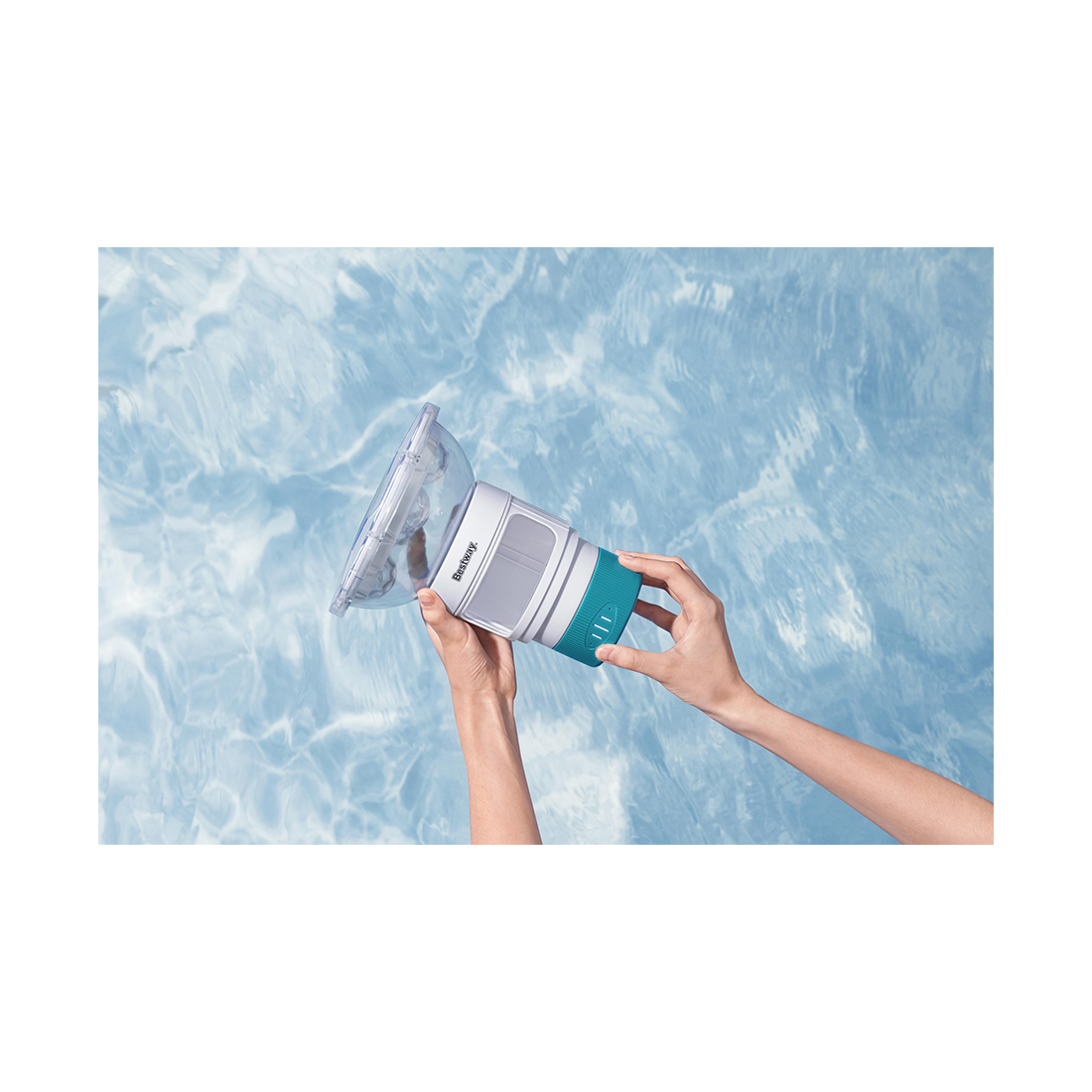 Дозатор плавающий для химикатов с подсветкой SolarGlow LED, BESTWAY, 58943