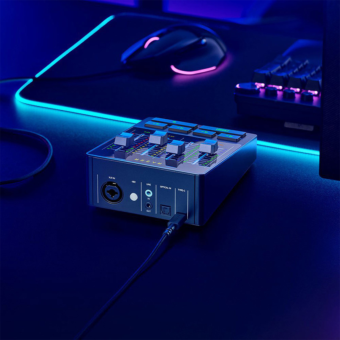 Микшерный пульт Razer Audio Mixer RZ19-03860100-R3M1