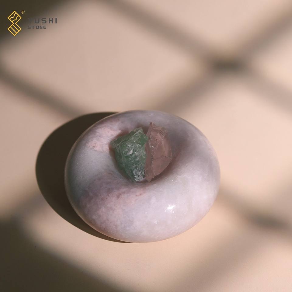 Пончик из оникса и мрамора (YUSHI)