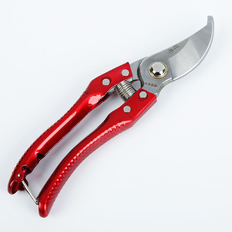 Популярный садовый секатор с лезвием SK5