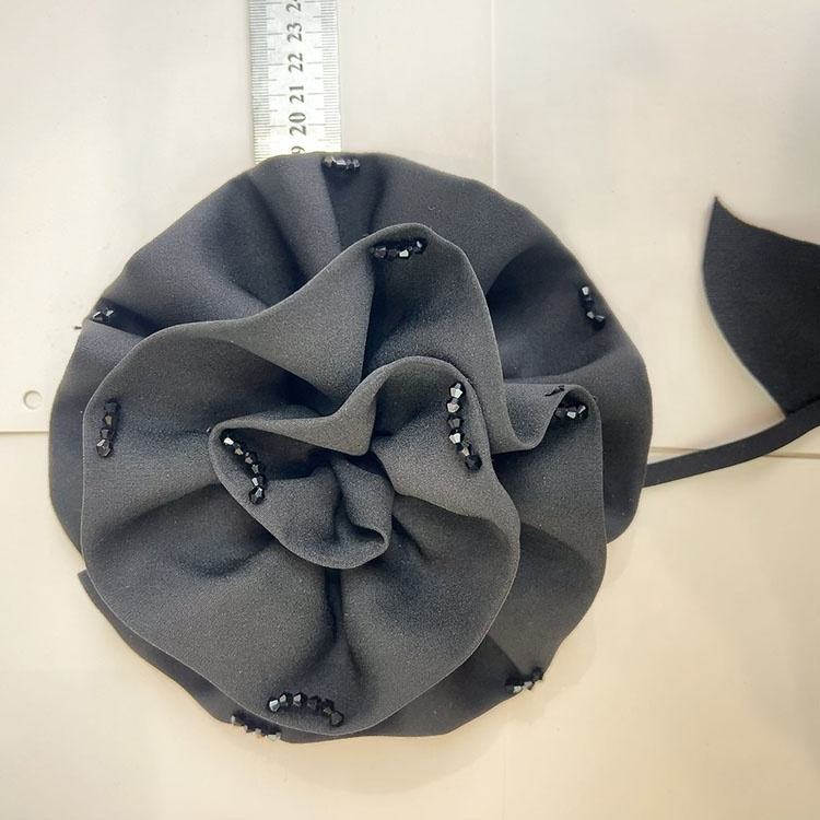 Elegant 3D Crystal Flower Corsage