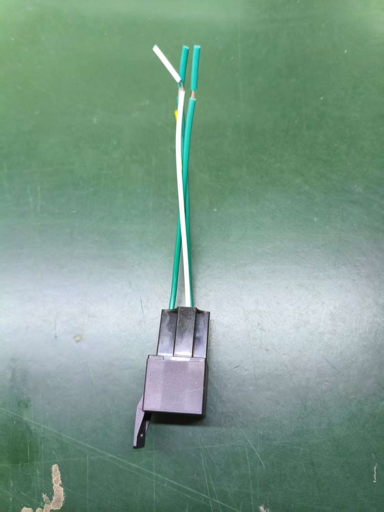 12V 24V 4 Pins Auto Relay for TK003 TK004 GPS tracker