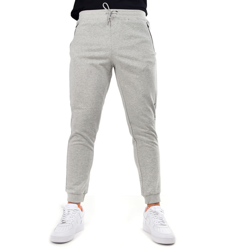 Classic Fit Zipped Pocket Elastic Waist
