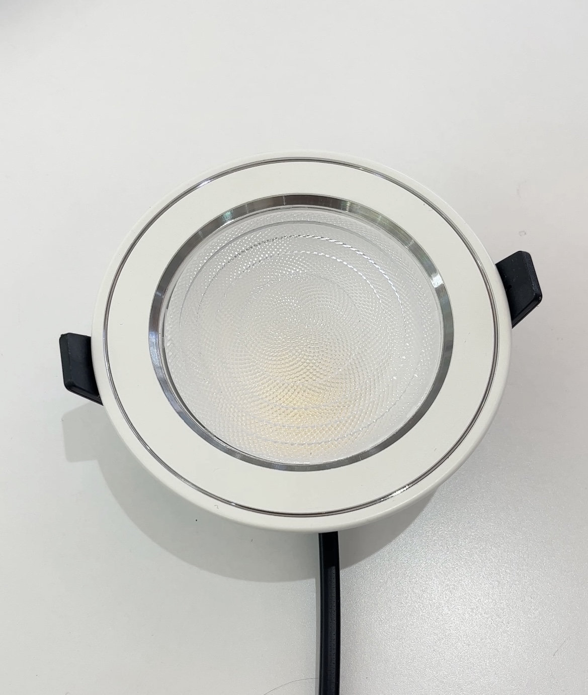 Modern Indoor Aluminum LED Square Ceiling Light Fixture IP33 Waterproof Dimmable Touch Switch Home Office Downlight 120 Beam
