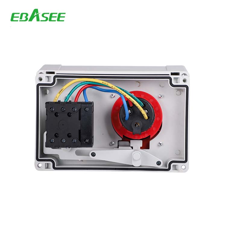 Ip67 4pin 5pin 32amp 220v 440v Interlock Switch Waterproof Socket Outlet Electric Supply Industrial Plug and Socket Box