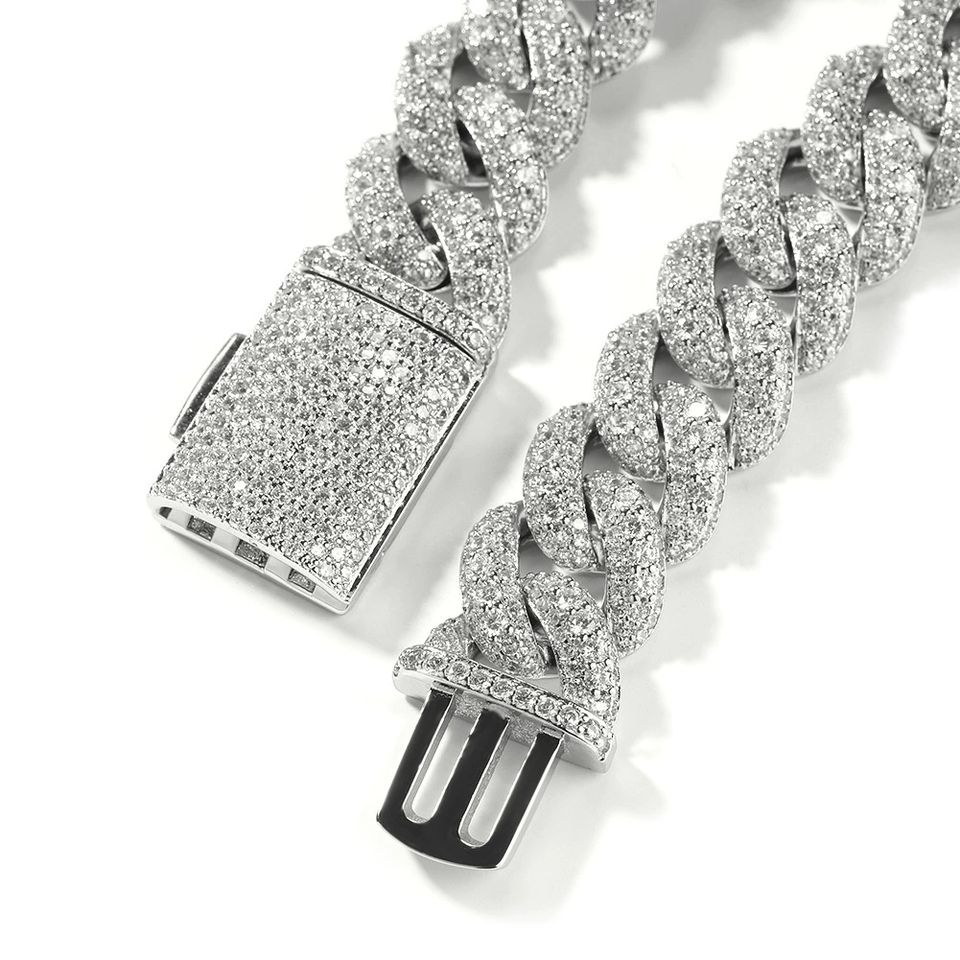 Цепь UWIN «Iced Out» (18мм Cuban)