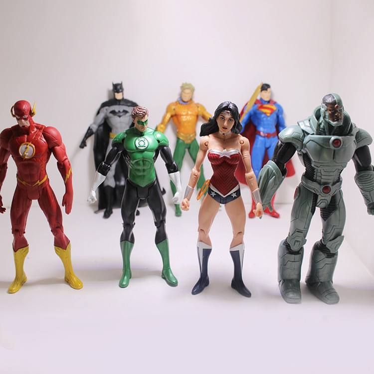 Фигурка супергероя «Чудо-женщина» (DC Justice League)