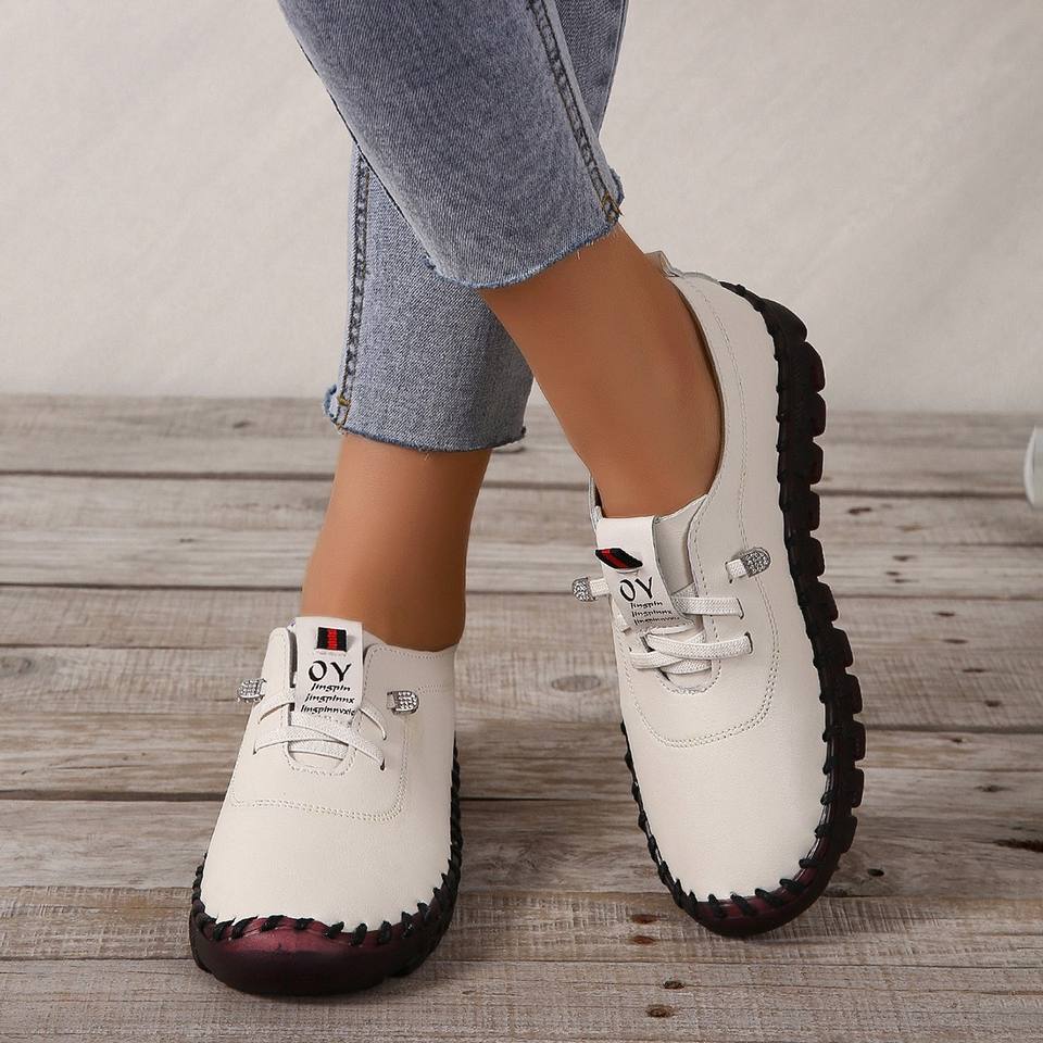 Женские кожаные туфли в стиле casual