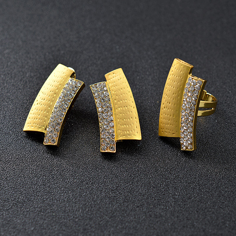 Гарнитур в стиле Dubai Gold Jewelry