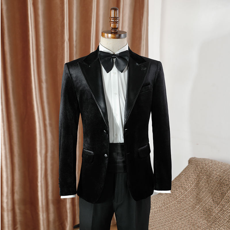 Шелковый костюм Light Luxury (High End Silk Suit)