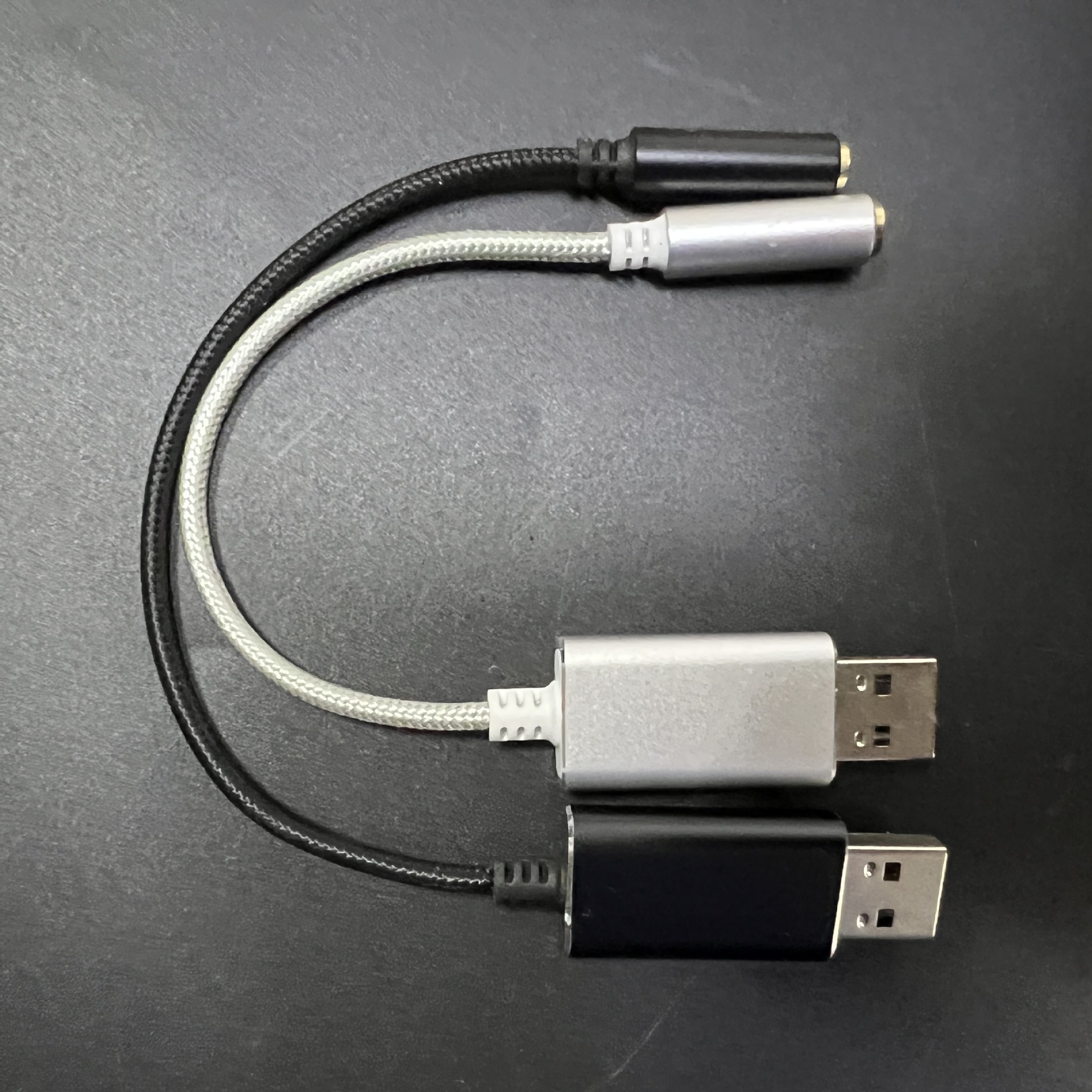 0.2M USB External Sound Card 3.5mm Headphone Microphone Audio Adapter for PS4 PC Notebook