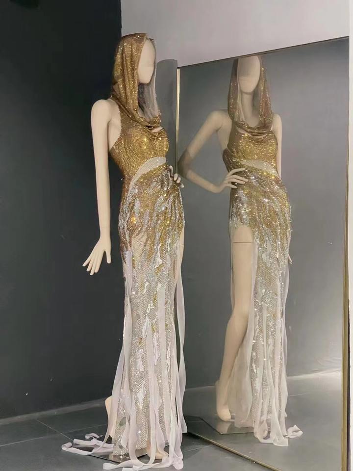 QUEENS GOWN Costume Dress Gold Sexy