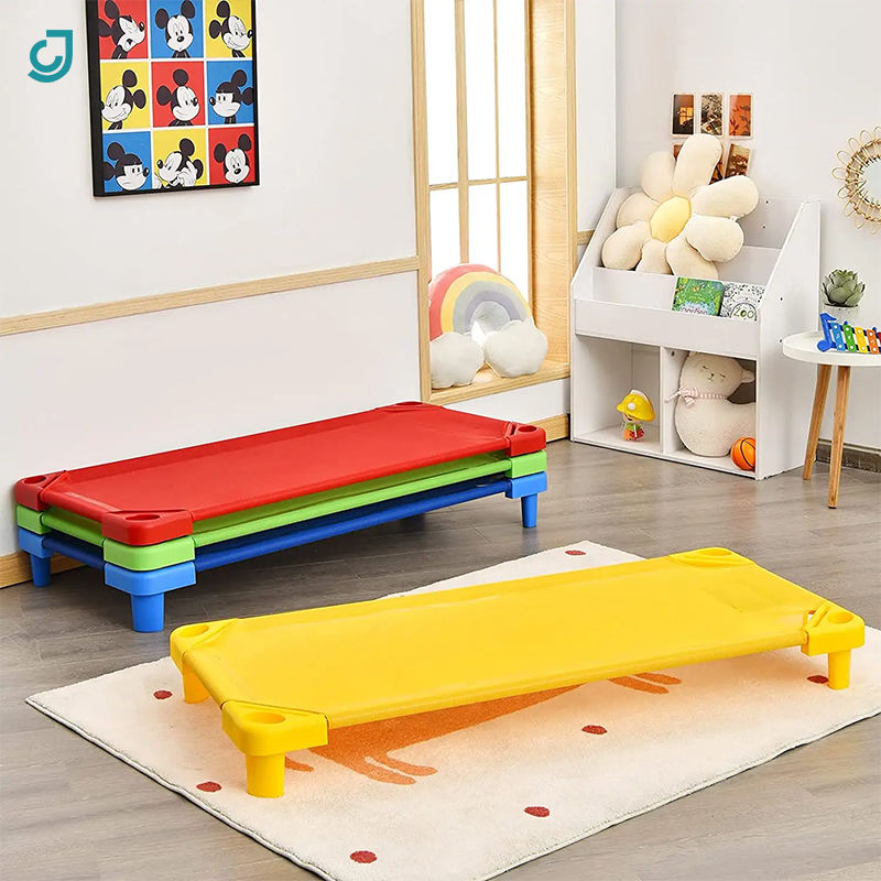 Набор кроваток для детских садов (Daycare Set)