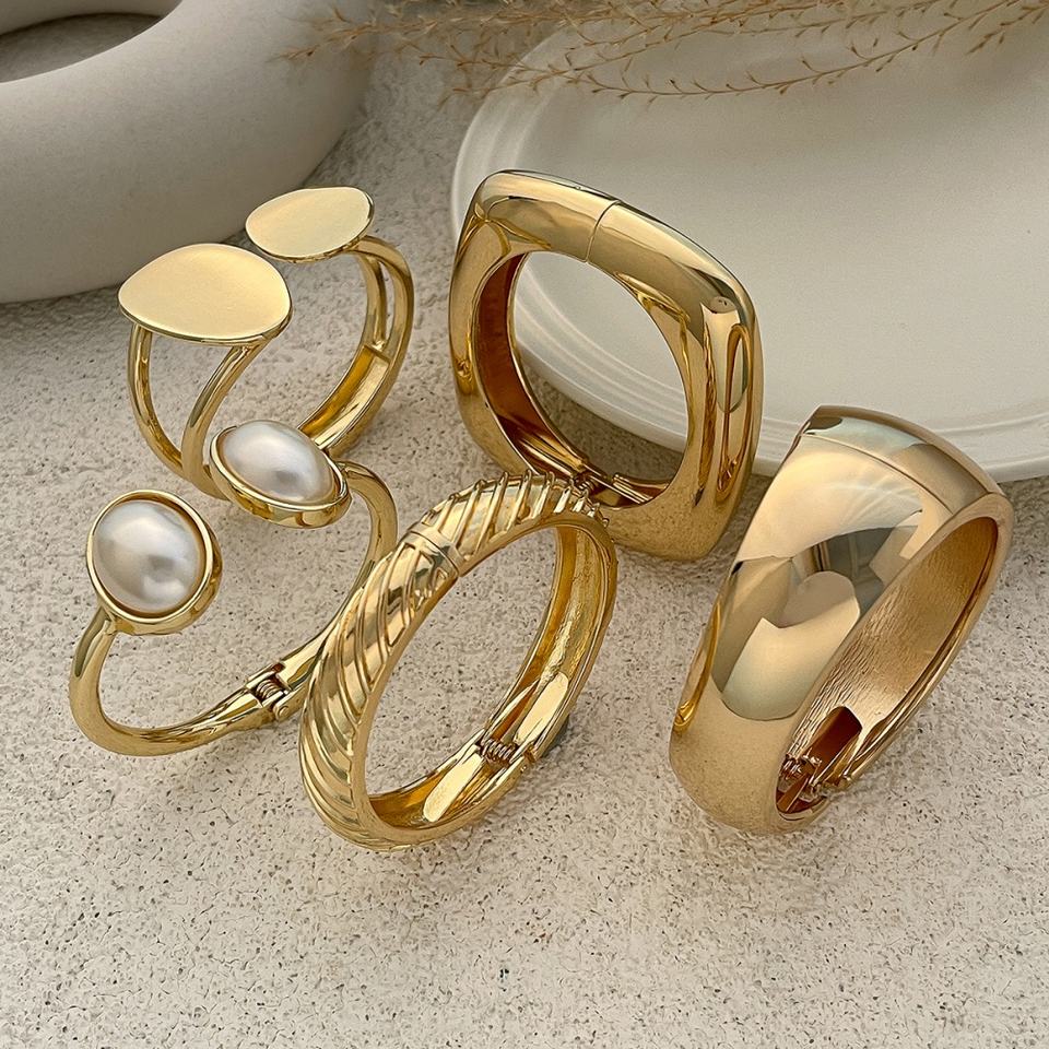 Геометрический массивный браслет (Chunky Bangle)