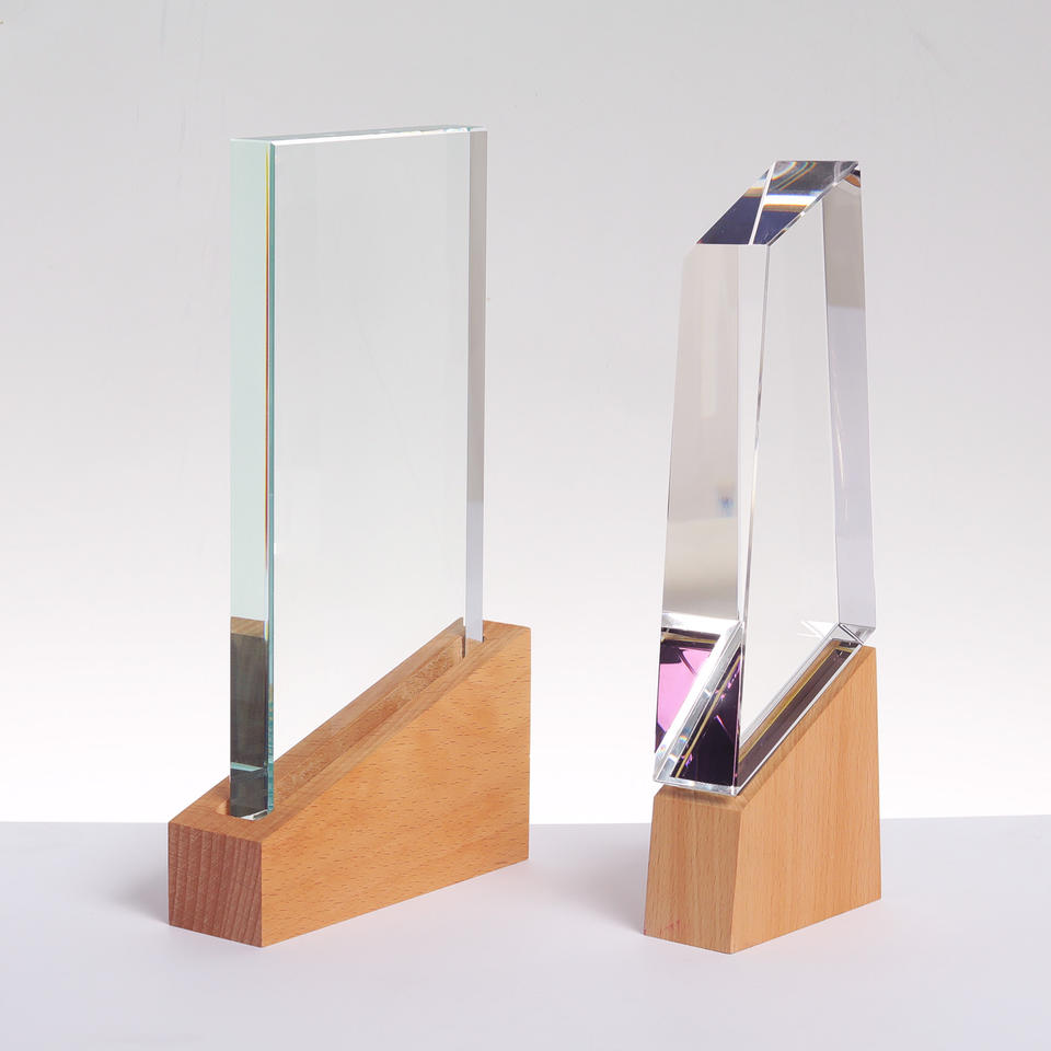 Хрустальный трофей «Award with Logo»