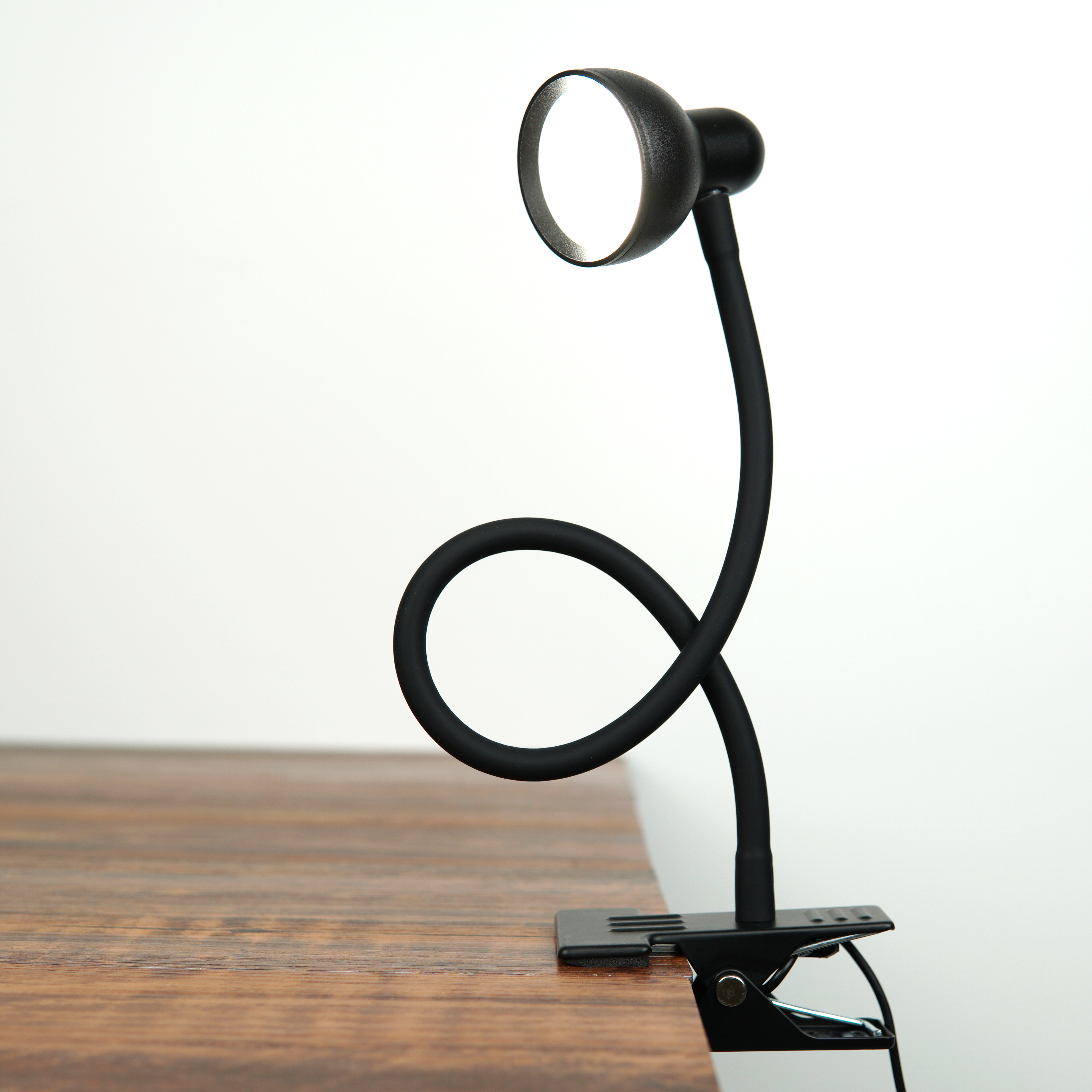 Clip on LED Modern DC Table Lamp Flexible Gooseneck Reading Lamp with Clamp Eye-caring Dimmable Black White