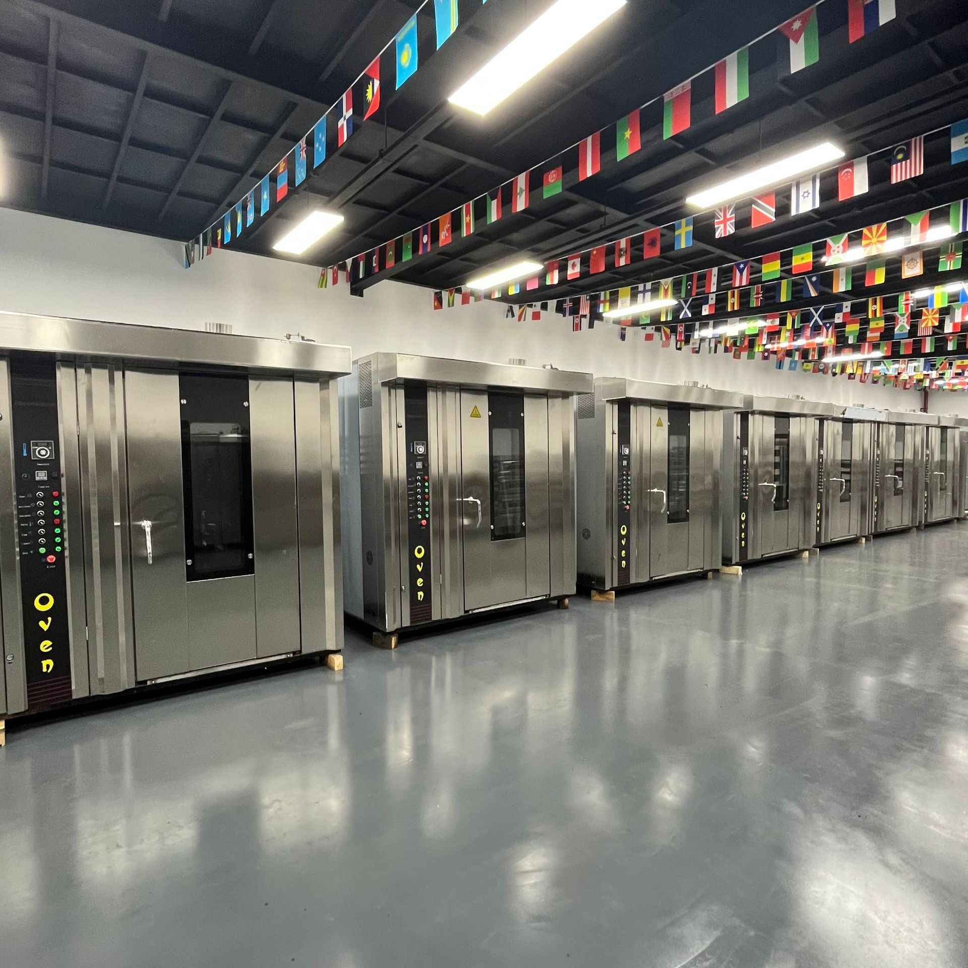32 64Tray Rotary Oven Price Gas Electric Big Rotating Bakery Rotary Rack Oven for Sale Baking Loaf Bread Bakery Industrial Oven