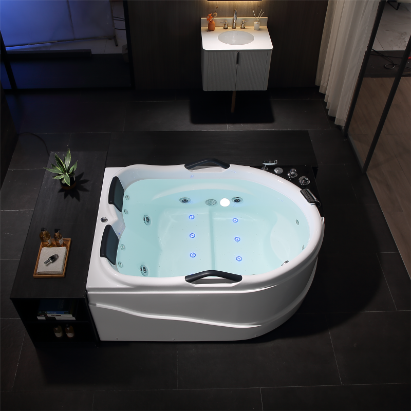 Акриловая SPA-ванна Dewo