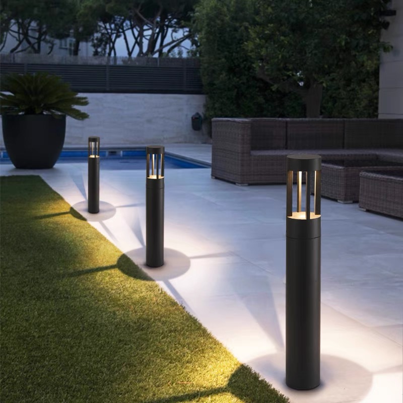 Good Quality 12W IP65 Surface Mounted Outdoor LED Lawn Landscape Light Waterproof 360 Beam for Courtyard