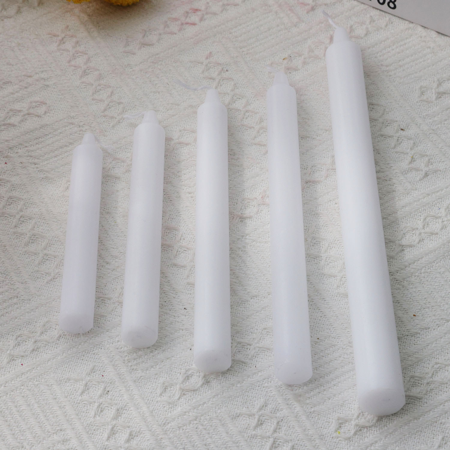Factory Wholesale Long-Burning Cheap Price Paraffin Wax Stick Candles for Religious Activities