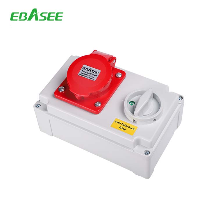 Ip67 4pin 5pin 32amp 220v 440v Interlock Switch Waterproof Socket Outlet Electric Supply Industrial Plug and Socket Box
