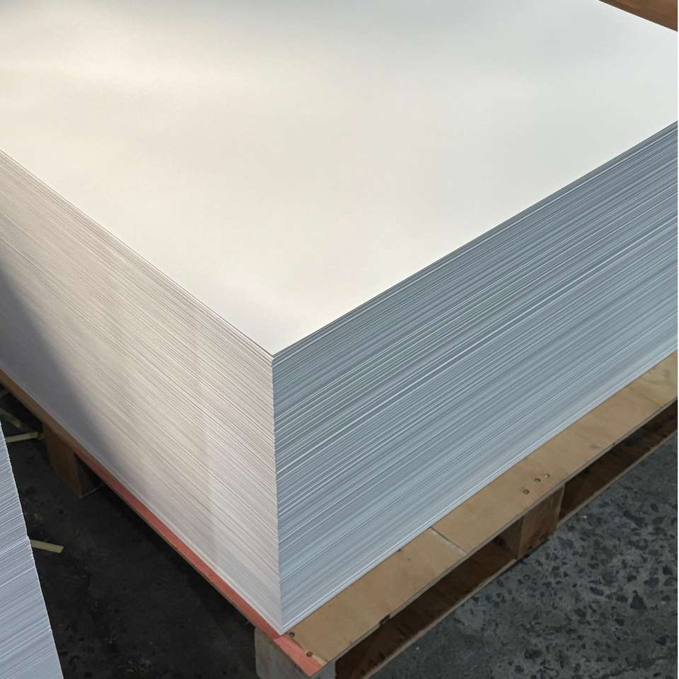 Жесткий картон для обложек книг 230, 250, 300, 350, 400 г/м² Liansheng Papel Sulfito