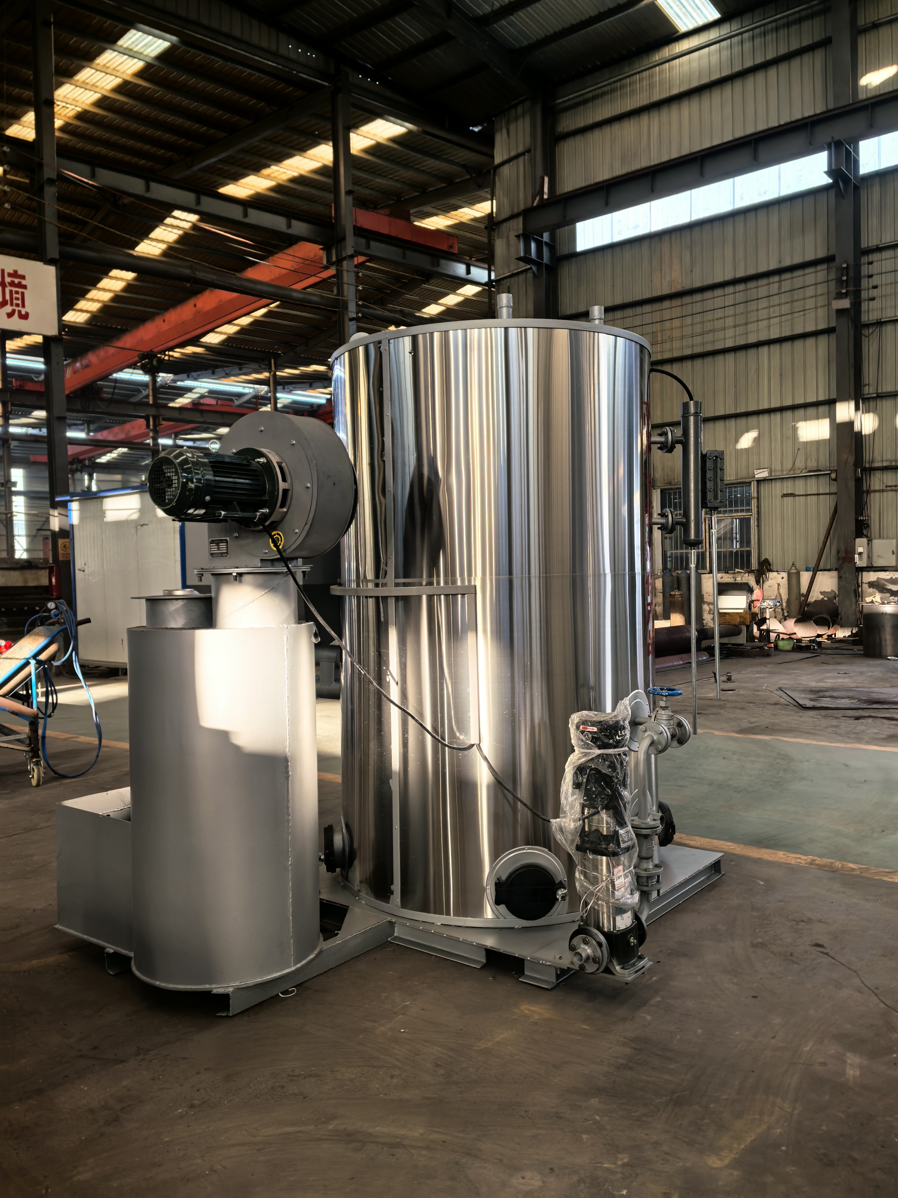 Vertical Automatic Small 500kg/h High Efficiency CE Certified Combustion Biomass Steam Generator for Food Processing Industry