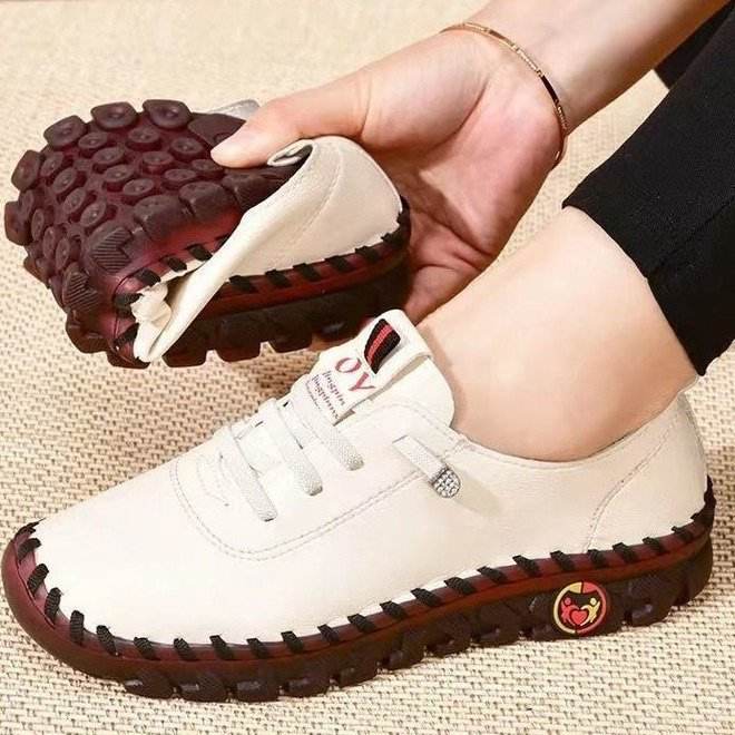 Женские кожаные туфли в стиле casual