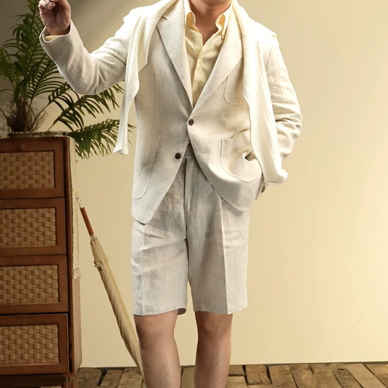 Однобортный приталенный костюм (Single-Breasted Tailored)