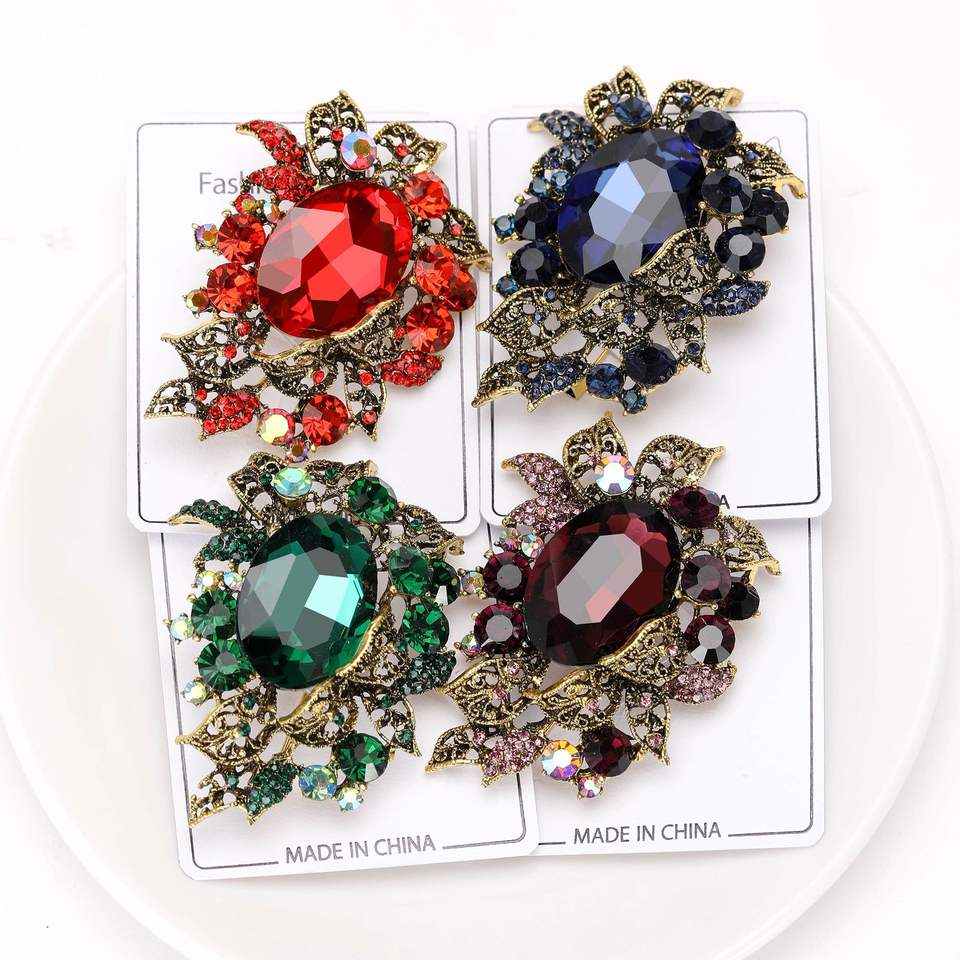 Elegance and Luxury Rhinestones Brooch