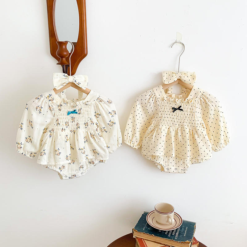 Комплект с аксессуарами (Baby Clothes & Hair Accessories)