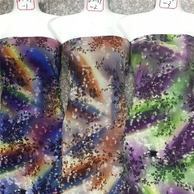 Сатин с ледяным Tie-Dye эффектом