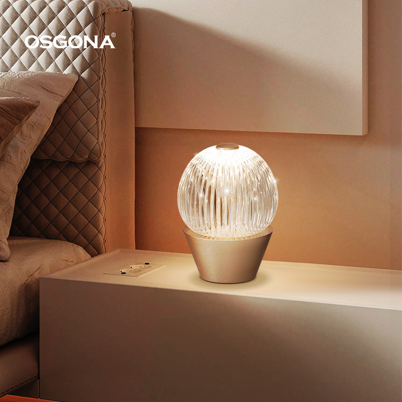 Factory Direct Sale Customizable Reading Room Living Room Lamp Led Bedside Table Lamp With Desk Led Light