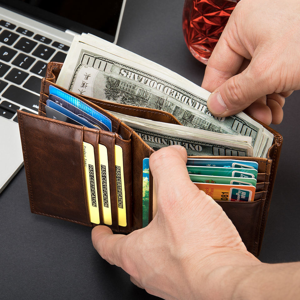 Вертикальный кошелек Bifold с защитой RFID