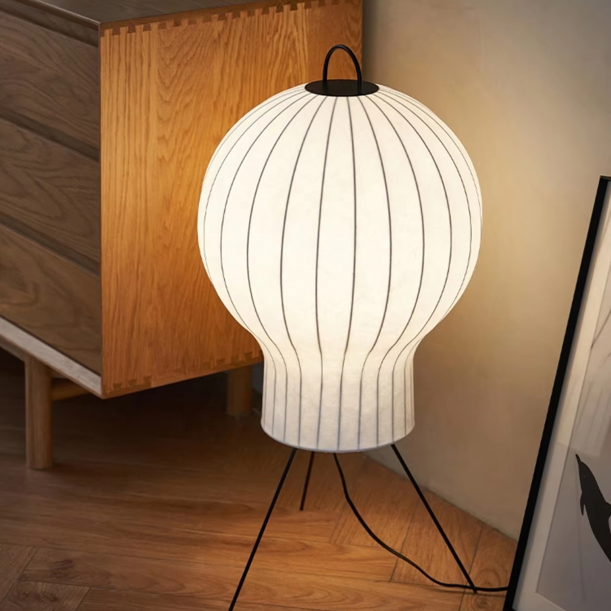 Modern Cream Minimalist Balloon Floor Lamp Simple Design Iron Body E27 Base LED for Living Room Sofa Bedroom Villa Home Decor