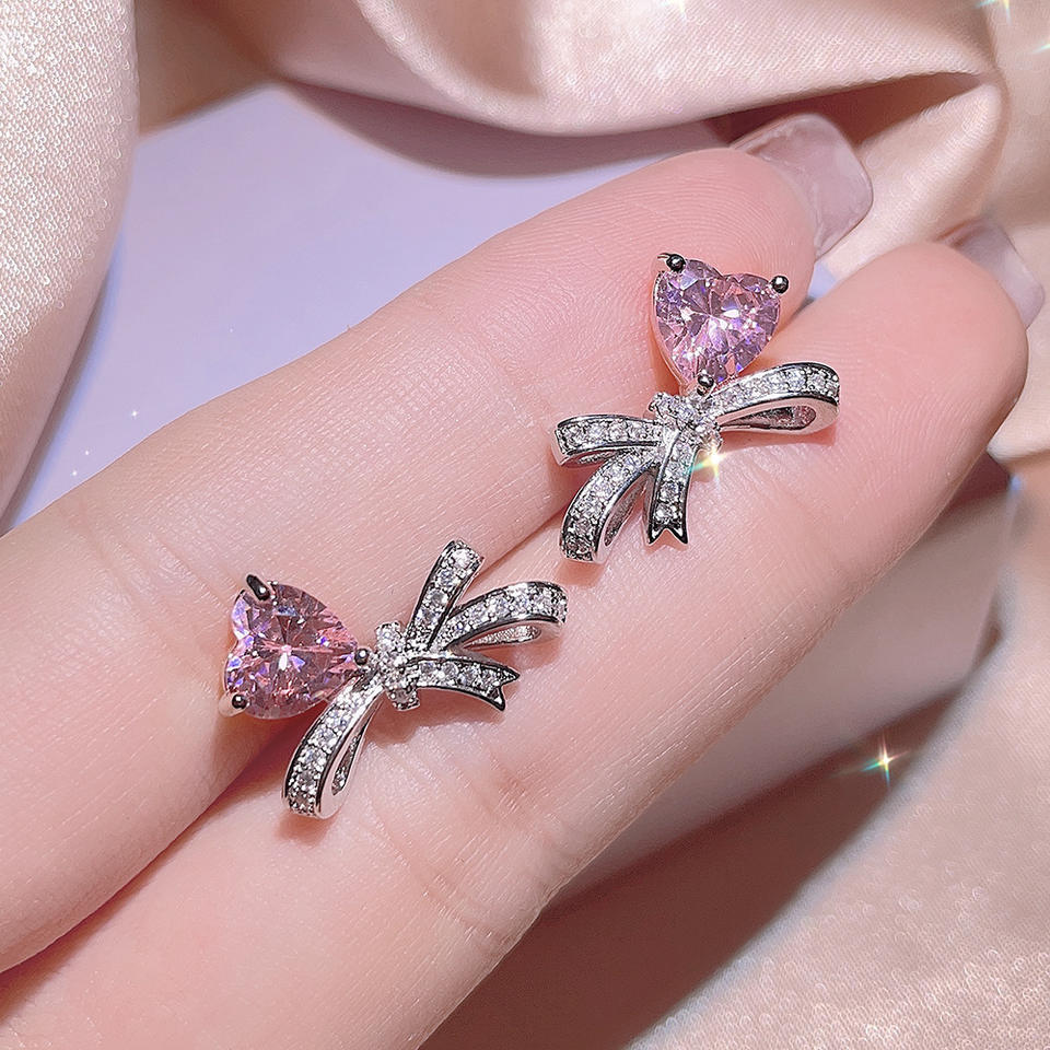 Кольцо KISS0140 «Luxurious Bowknot»