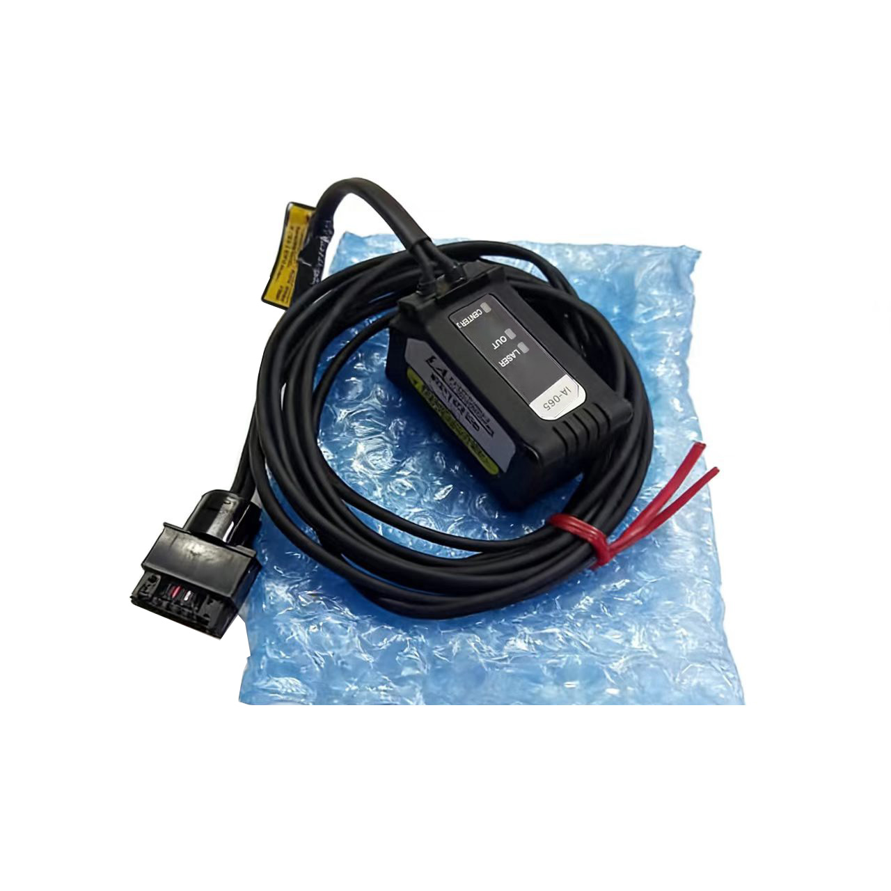 KEYENCE IA-065 Original Genuine CMOS Analog Laser Sensor Head New in Stock Optical Sensors