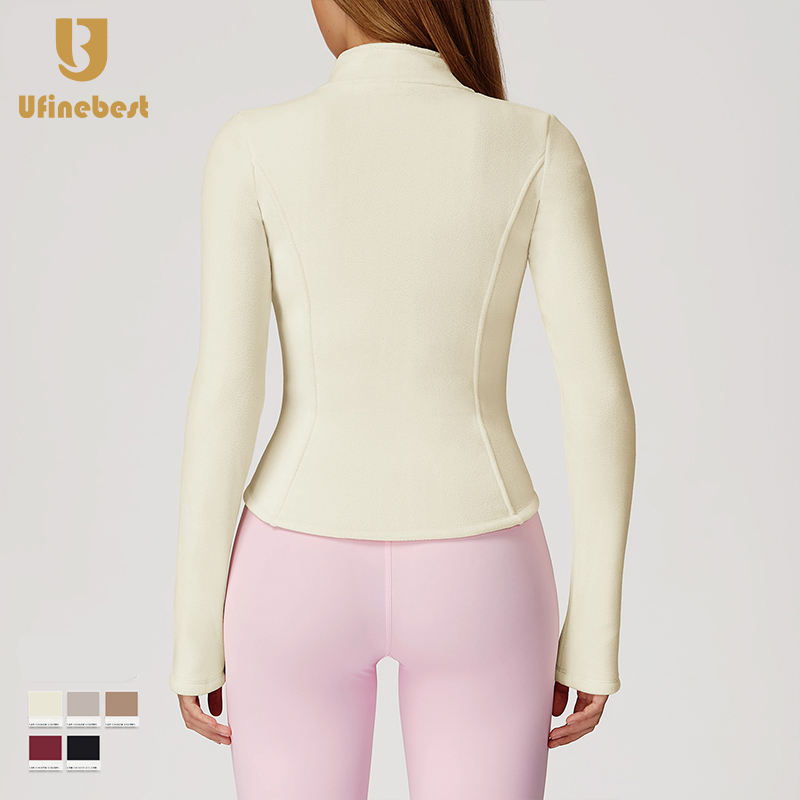 Утепленная женская одежда для фитнеса (Gym Wear)