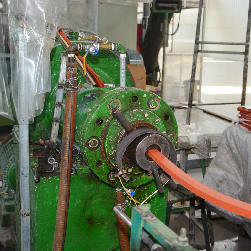 Водонабухающая расширяющаяся герметизирующая лента