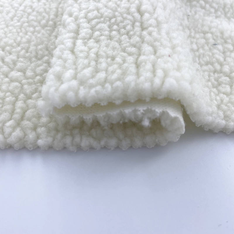 Имитация меха 100% Polyester (Winter)
