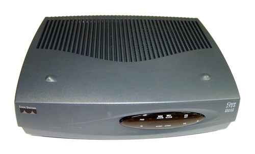 Маршрутизатор Cisco 1721 10/100BaseT