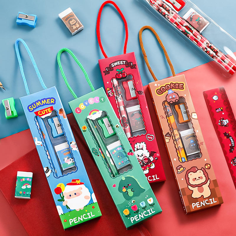 Хит продаж, школьные канцелярские принадлежности, мультяшный дизайн, детский набор канцелярских принадлежностей с линейкой для карандашей, ластик, точилка для карандашей для рождественского подарка