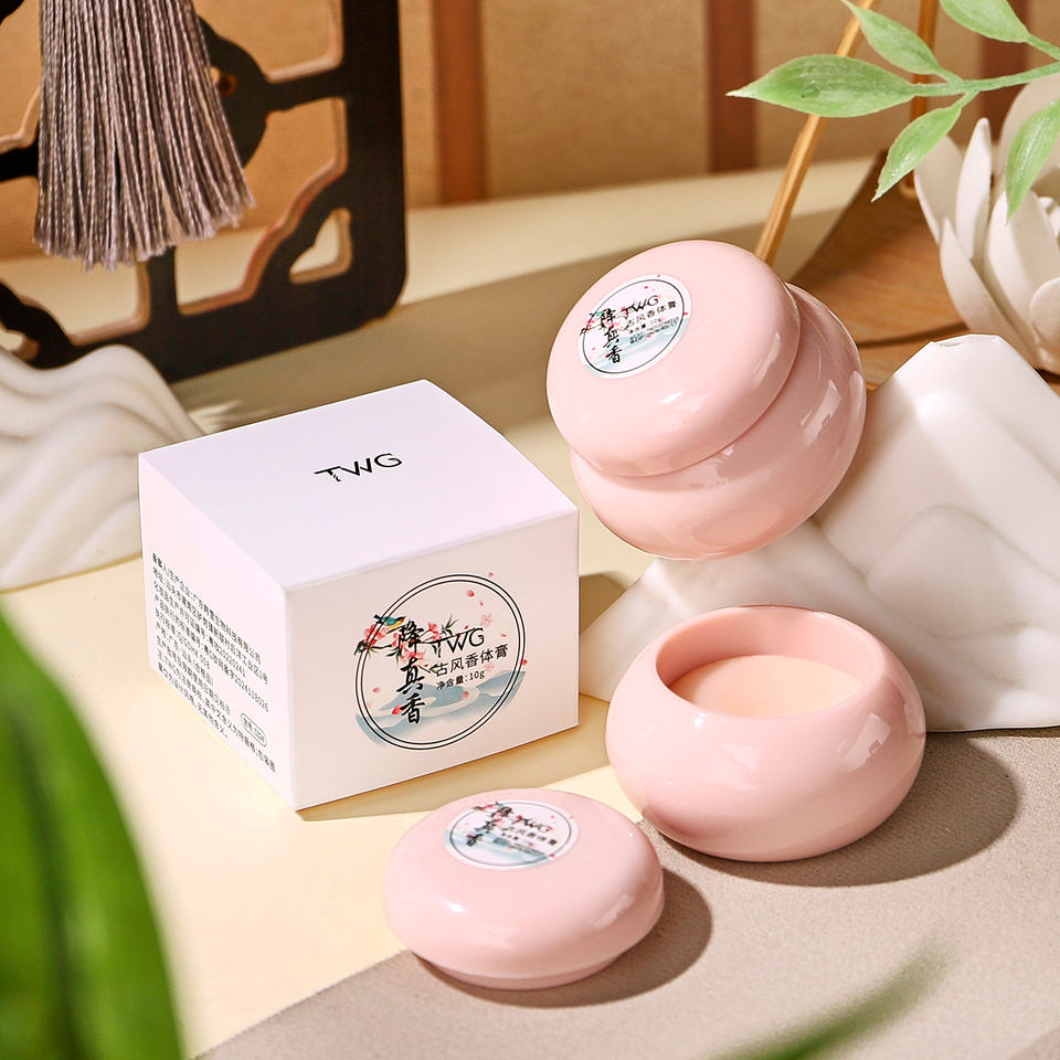 Парфюмированный мист для тела Luxury Body Splash